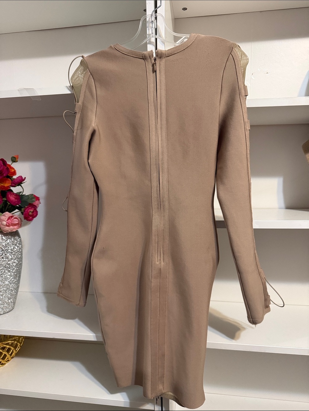 HERA Collection Taupe Bodycon Dress SM - Picture 6 of 10